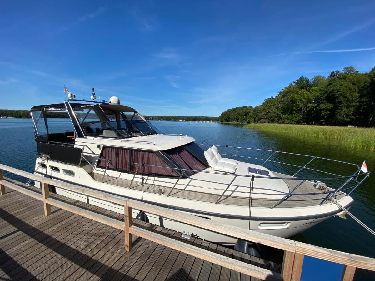 Luxusurlaub Auf Der Amavida Yacht / Scharmuetzelsee باد سارو المظهر الخارجي الصورة